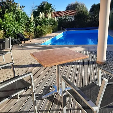 Bed & Breakfast Ker Osmoz Saint-Herblain